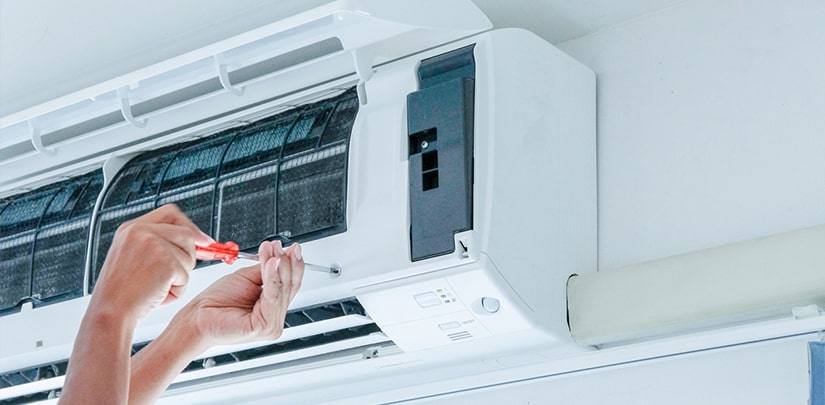 air con uni being repaired